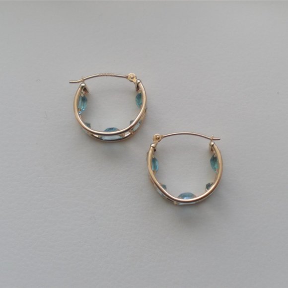 Vintage Solid 10K Yellow Gold Blue Topaz Cluster Hoop Pierced Earrings 10kt - Picture 6 of 8